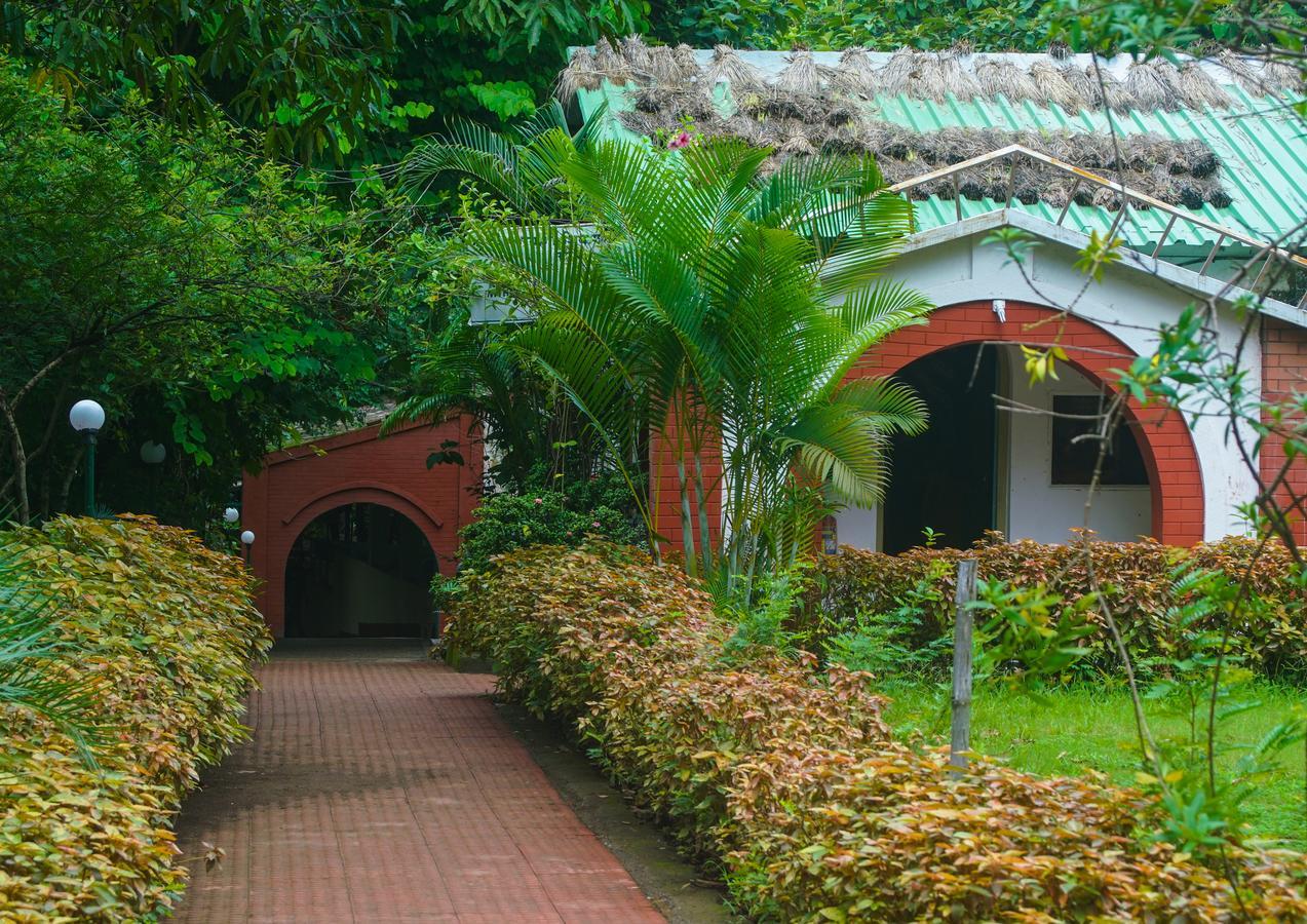 Nature Trails Sajan, Vikramgad Kudān Екстериор снимка